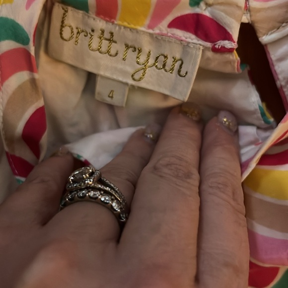 Britt Ryan Shell - Picture 2 of 6